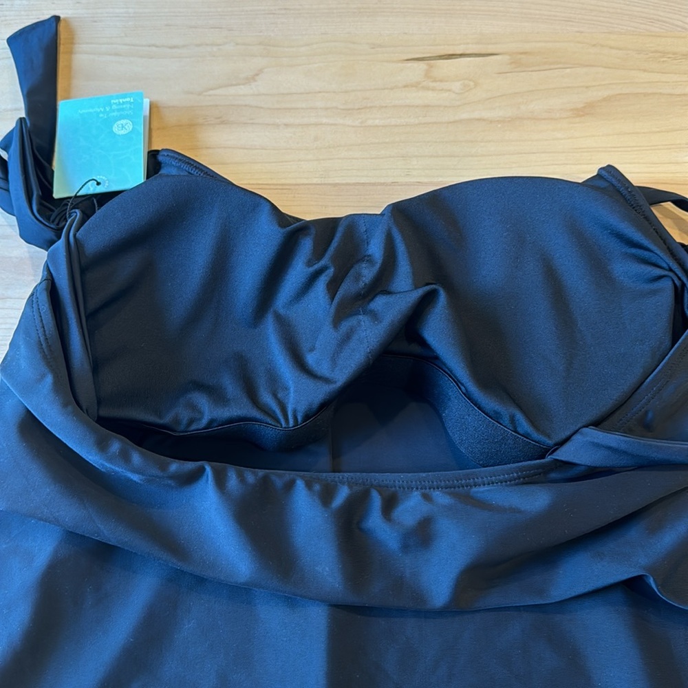 2 x Kindred Bravely Black Swim Top - Picture 9 of 10